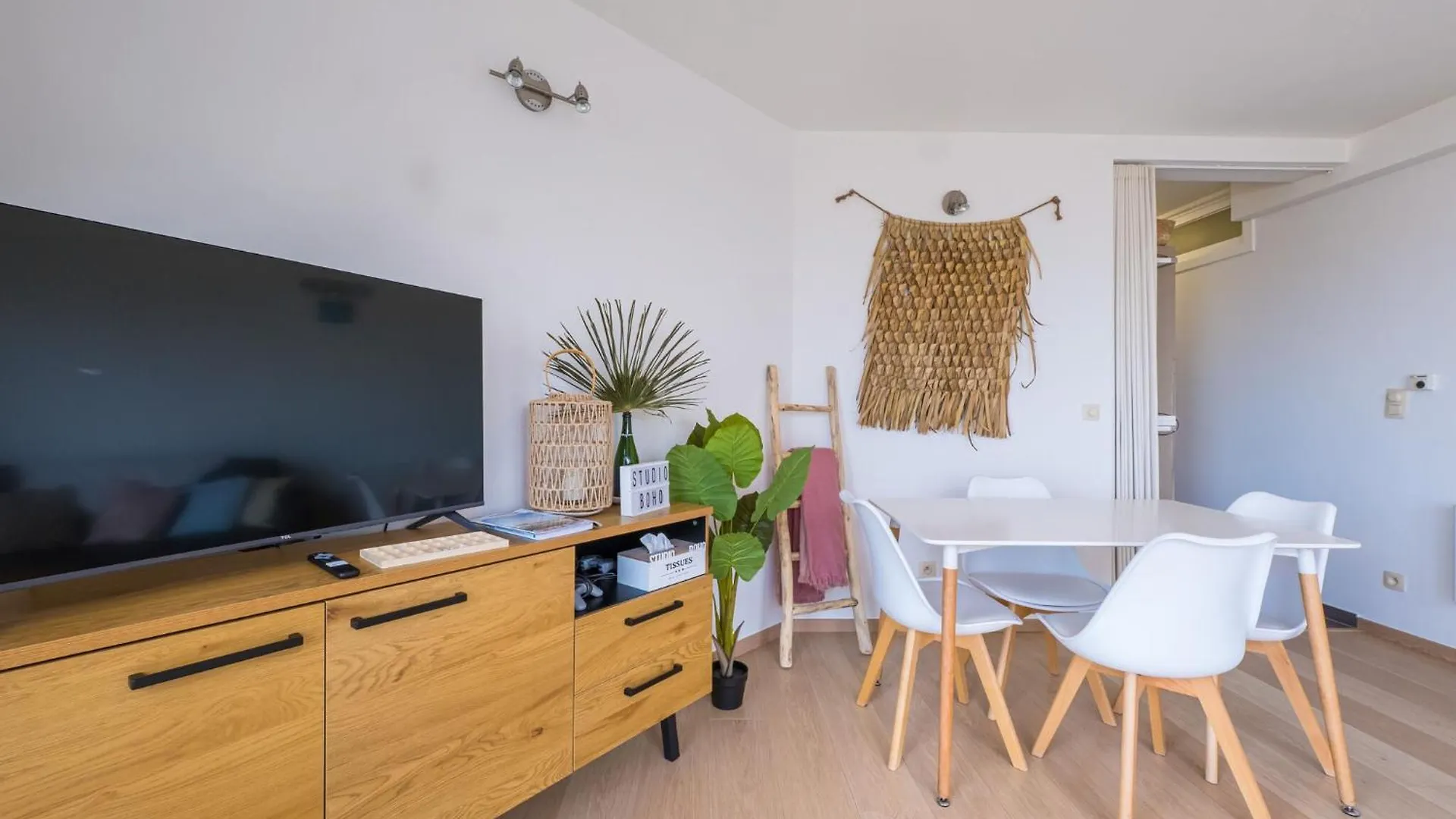 Nice Studio With A Sleeping Corner Middelkerke Apartment